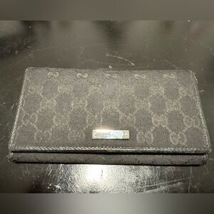 Sold! Gucci Black Original GG Canvas Continental Wallet EUC